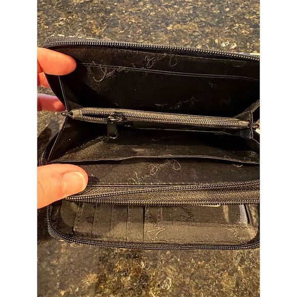 Vera Bradley Women's Quilted Animal Print Wallet Bundle of 2 - Picture 8 of 11